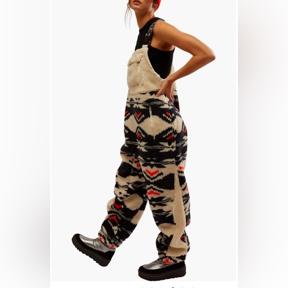 Free people Movement Hit The Slopes
Salopette fleece overalls / bibs - Picture 3 of 10